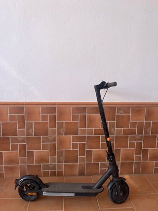 Patinete Xiaomi Essential Negro