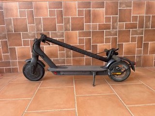 Patinete Xiaomi Essential Negro