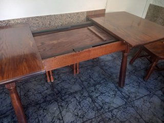 Mesa y 6 sillas de roble