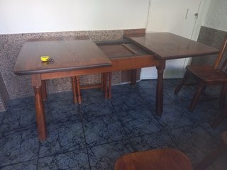 Mesa y 6 sillas de roble
