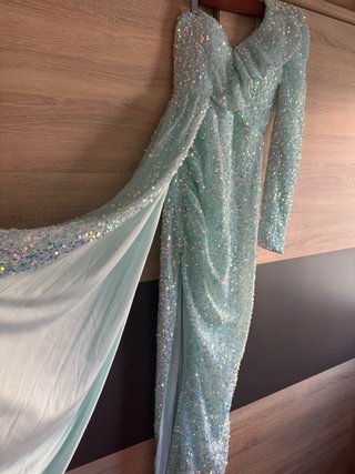 Vestido largo lentejuelas turquesa