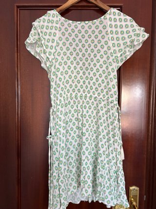 Vestido blanco y verde estampado