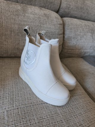 Botines Guess Talla 38 Blancos