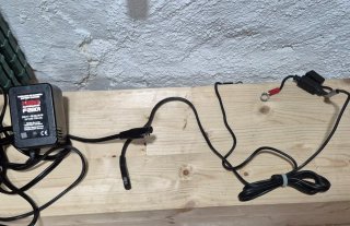 Cargador Batería Ferve F-2201 12V DC