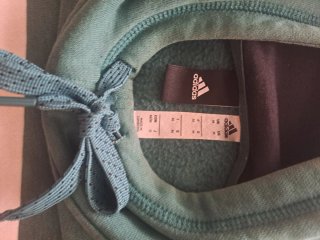 Sudadera Adidas Verde, Blanca y Negra