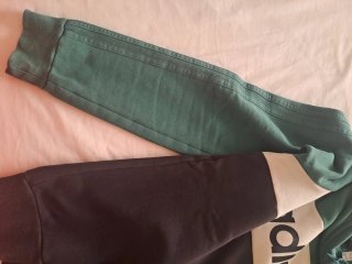 Sudadera Adidas Verde, Blanca y Negra