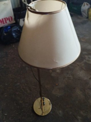 Lámpara de pie moderna para salón