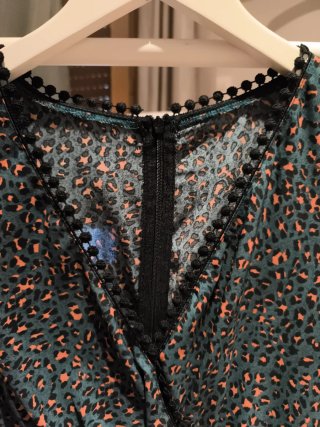 Vestido Shein estampado animal print