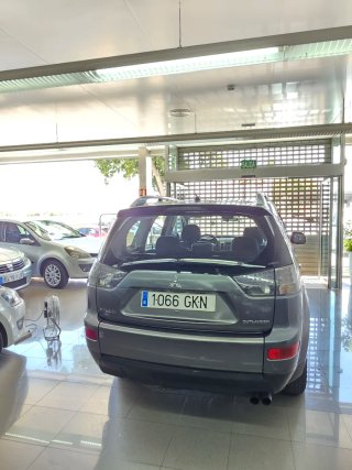 Mitsubishi Outlander 2009