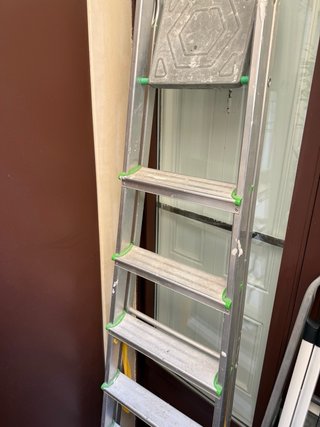 Escaleras de  3 y 7 peldaños aluminio