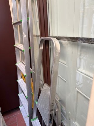 Escaleras de  3 y 7 peldaños aluminio