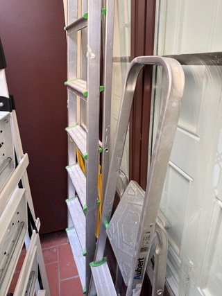 Escaleras de  3 y 7 peldaños aluminio