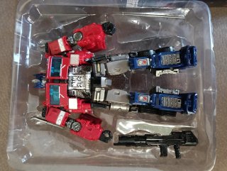 Optimus Prime Transformers 18 cm Nuovo