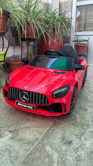 Coche eléctrico para niños