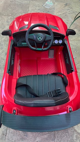 Coche eléctrico para niños