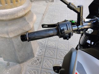 Yamaha MT-07 Negra y Blanca