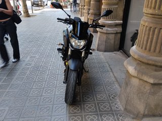 Yamaha MT-07 Negra y Blanca