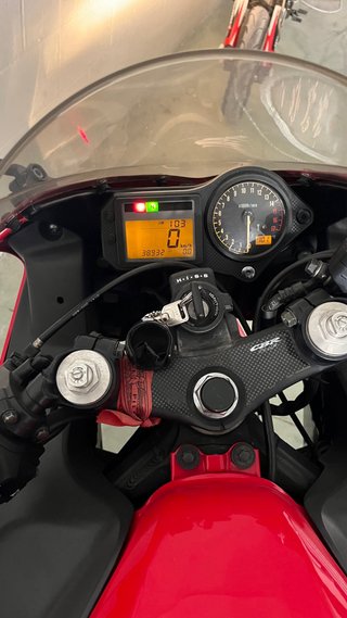 Honda CBR 600 RR F4i Sportbike Roja