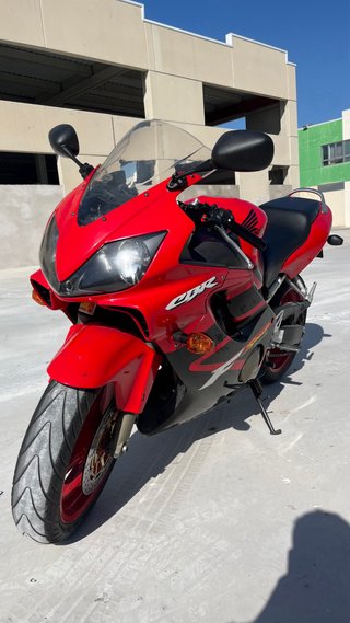 Honda CBR 600 RR F4i Sportbike Roja