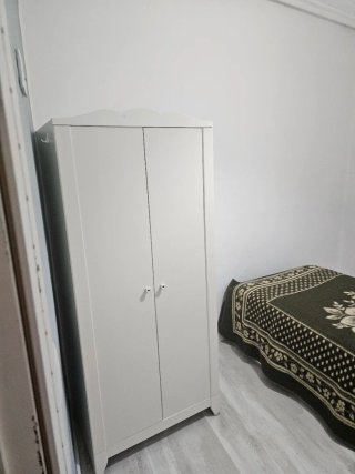 Se alquila habitación en zona céntrica de mieres