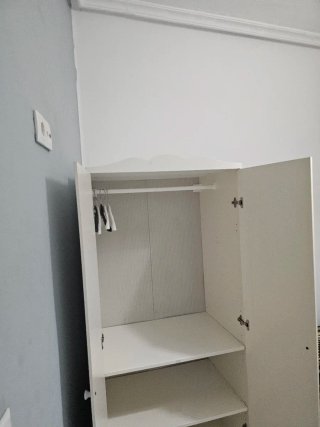 Se alquila habitación en zona céntrica de mieres