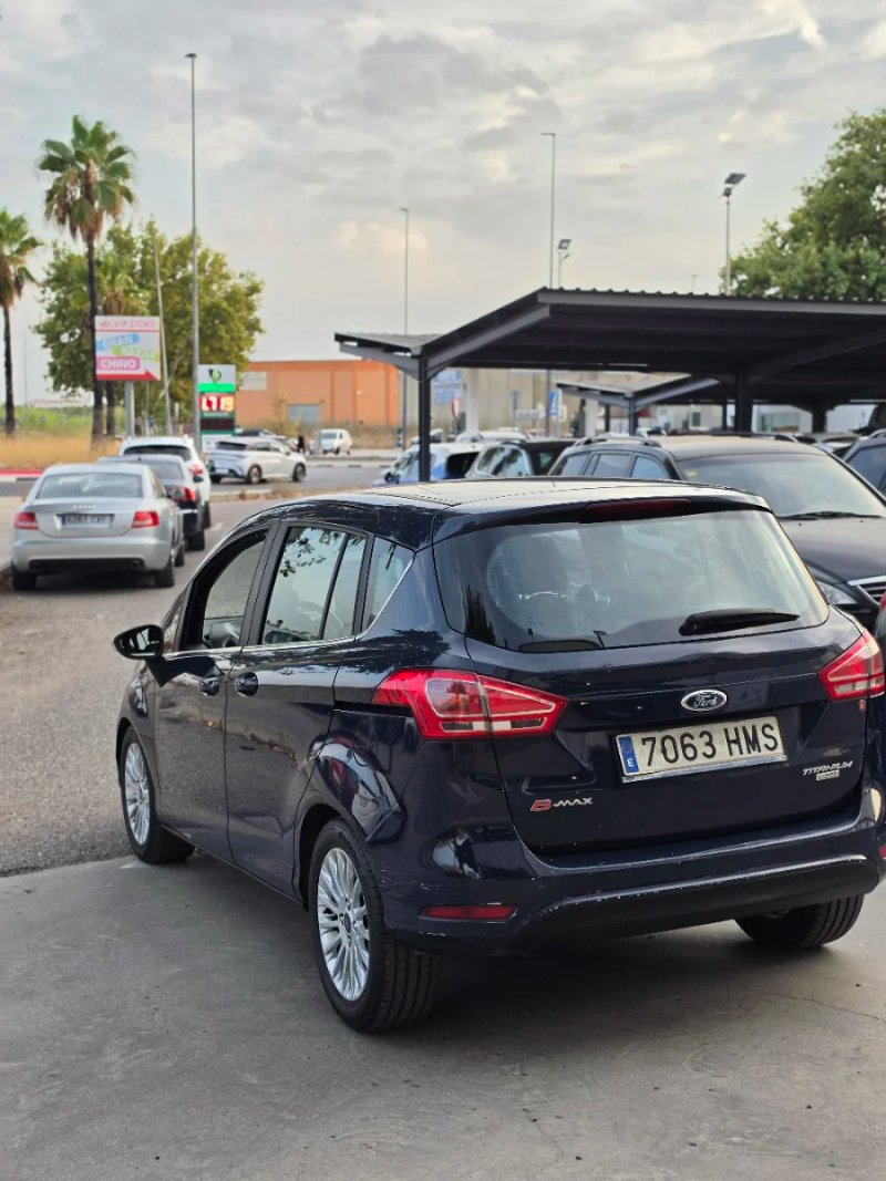 Ford B-Max 1.0 EcoBoost Titanium 2012, foto 4