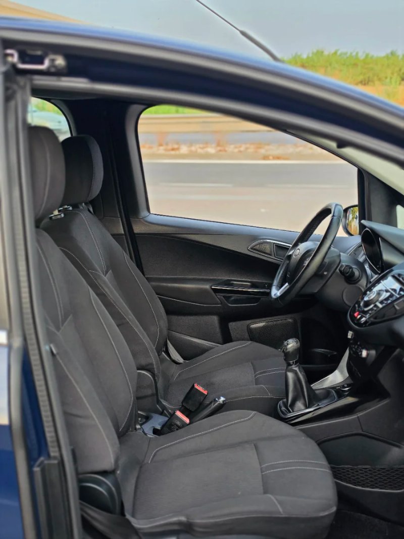 Ford B-Max 1.0 EcoBoost Titanium 2012, foto 8