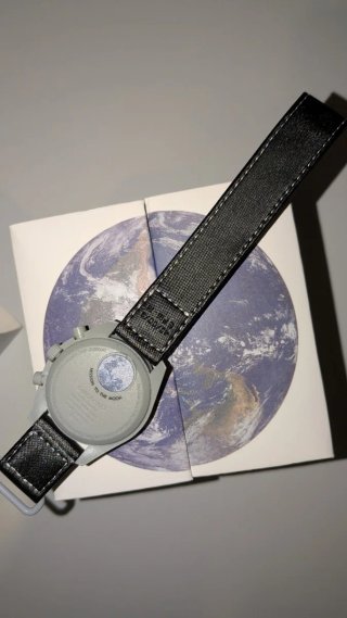 Orologio Omega x Swatch MoonSwatch