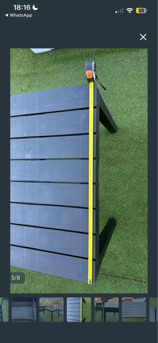 Mesa de terraza gris