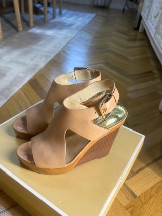 Sandalias Michael Kors Beige