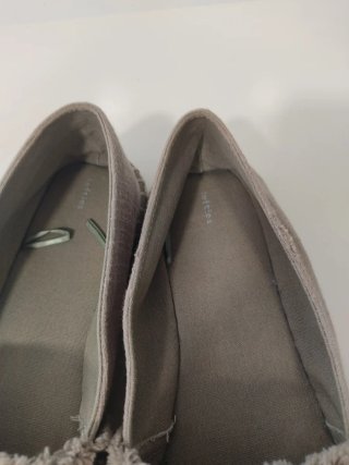 Zapatillas de esparto beige/verde militar.