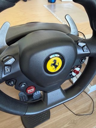 Volante Ferrari 488 GTB Edition. PC-PS4-PS5