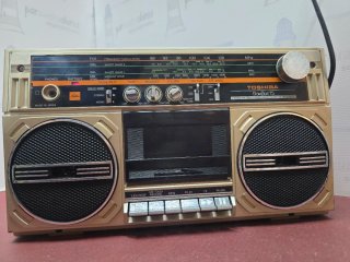 Radio Cassette Toshiba Bombeat 75 Dorado