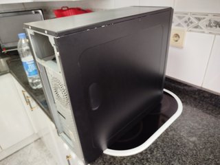 Caja ATX PC Negra y Plateada