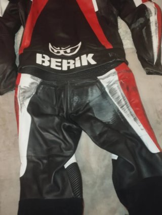 Tuta Moto Berik Divisibile MotoGP Pelle taglia 50