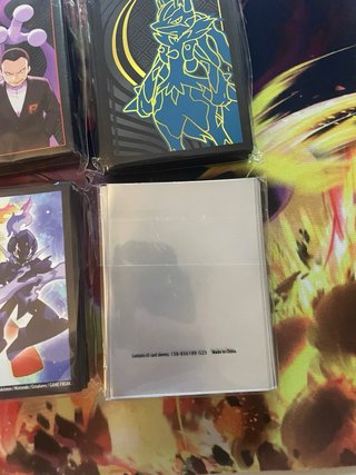 4 Mazzi Carte Pokémon