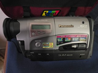 Videocámara Panasonic RX17 VHS-C