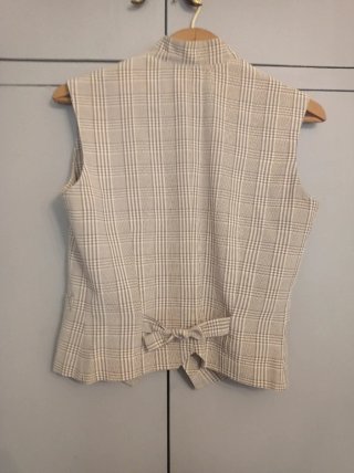 Chaleco J+G cuadros bolsillos talla