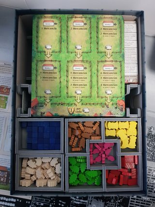 Hallertau + Inserto Folded Space - Juego de mesa