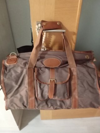 Bolsa de viaje amplia marrón