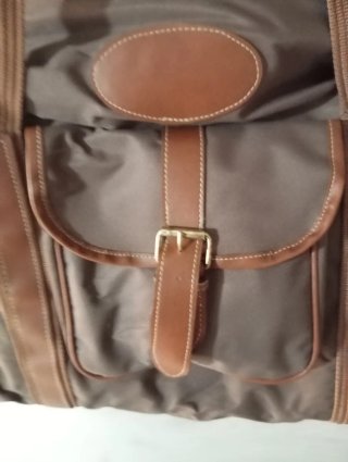 Bolsa de viaje amplia marrón