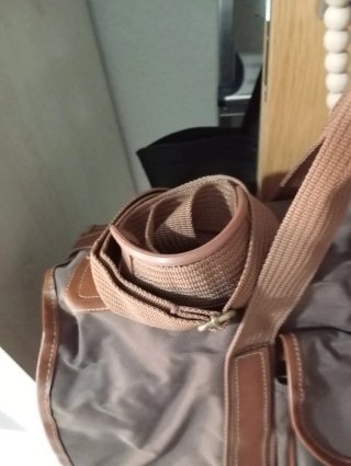 Bolsa de viaje amplia marrón