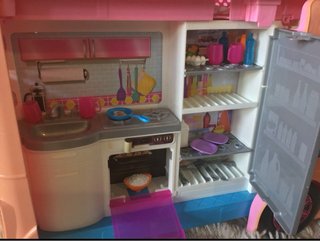 Barbie Autocaravana Dream Camper Piscina