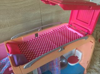 Barbie Autocaravana Dream Camper Piscina