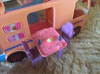 Barbie Autocaravana Dream Camper Piscina