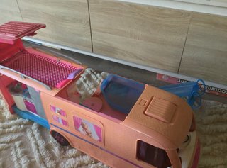 Barbie Autocaravana Dream Camper Piscina