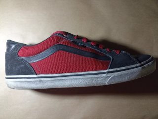 Zapatillas Vans rojas y negras Talla 45