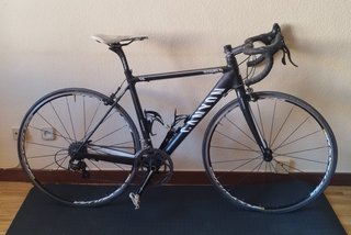 Bicicleta carretera Canyon Ultimate CF carbono