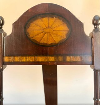 Antiguo atril modernista de sobremesa en madera