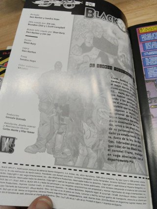 Comics colección 3 ° DV8 VS BLACKOPS